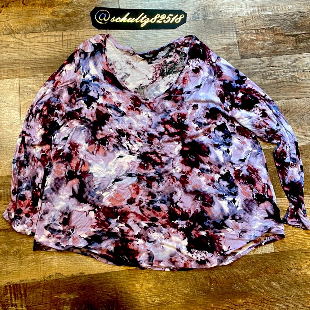 Flowered shirt